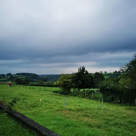 Les Champs アパート Baelen